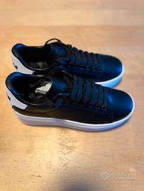 Sneakers Gaelle nere tg.38 (nuove)
