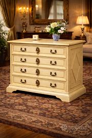 Comò 4 cassetti laccato