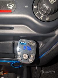 Trasmettitore FM per auto bluetooth universale