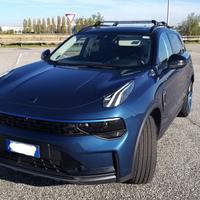 Lynk and Co 01 1.5 td phev auto