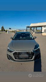 AUDI A1 SPORTBACK 35 TFSI S TRONIC S LINE