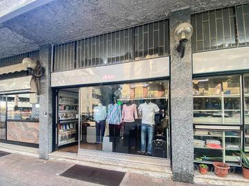 NEGOZIO A SAN GIULIANO MILANESE