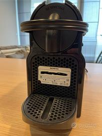 Macchinetta per il caffe nespresso Delonghi