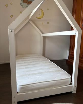 Letto capanna modello montessori