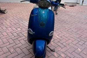 Vespa 125 et4 anno 2002