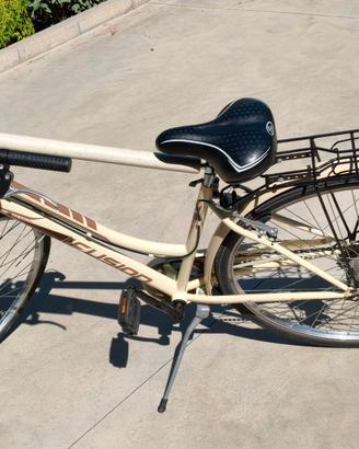 bicicletta Graziella con marce e portapacchi 