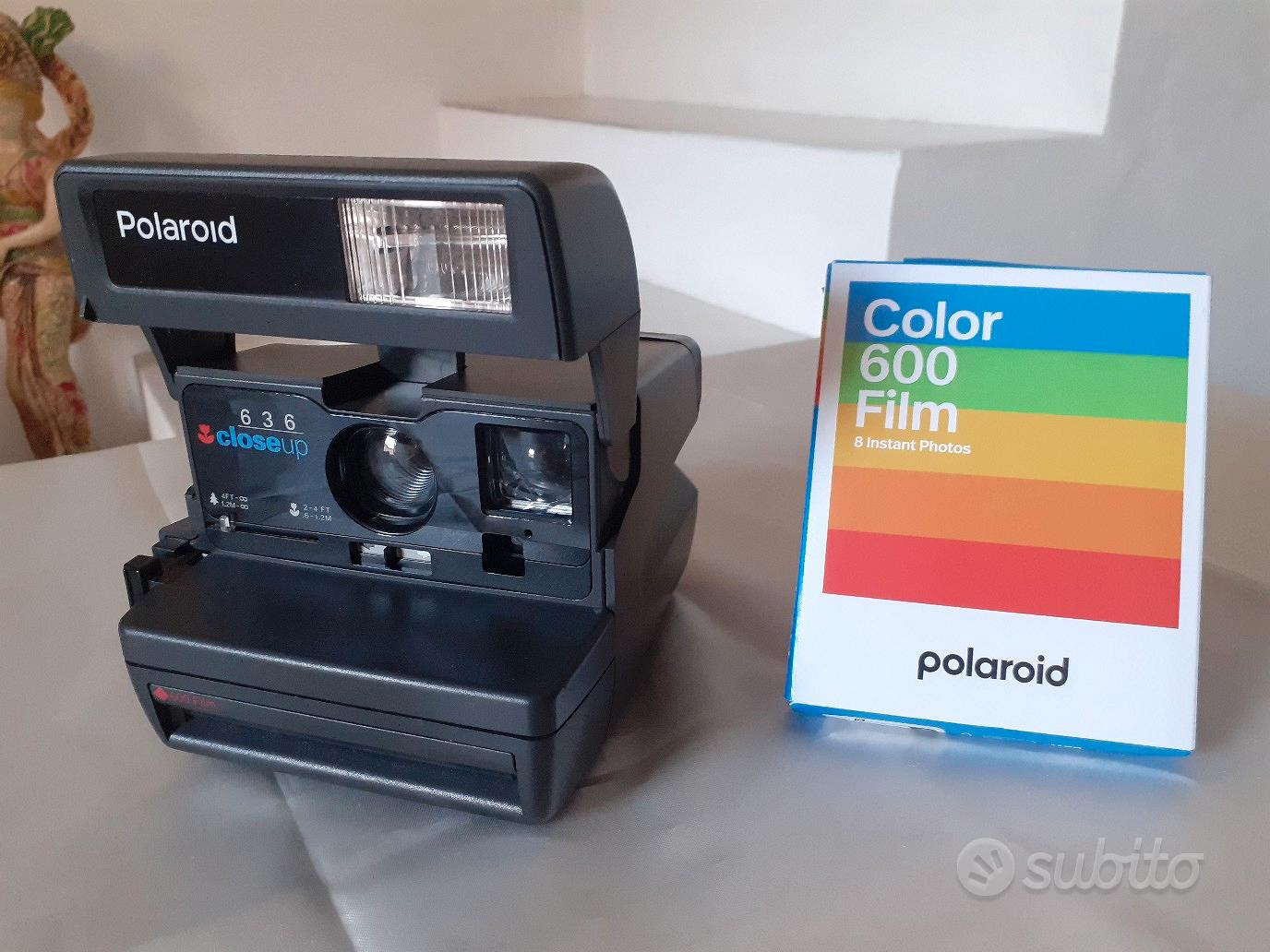 Macchina Fotografica Istante Del Polaroid Fotografia Editoriale - Immagine  di percorso, carta: 9459522