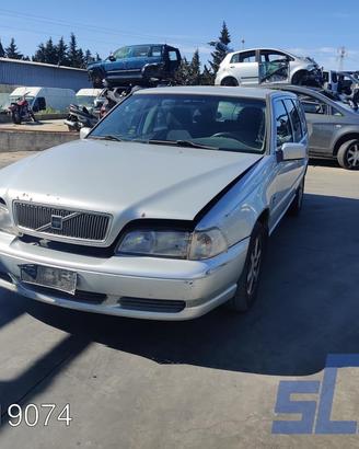 VOLVO V70 1 875, 876 2.5 TDI 140CV - Ricambi
