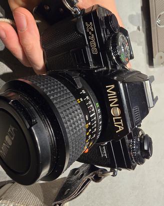 Minolta x700 e Minolta SR T 101