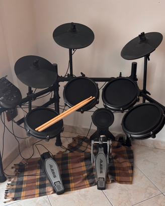 Batteria Elettronica — Alesis Nitro Mesh Kit