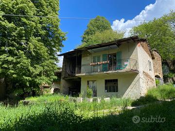 Casa off-grid in montagna