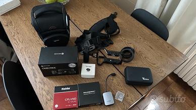 ATTREZZATURA FOTOGRAFICA