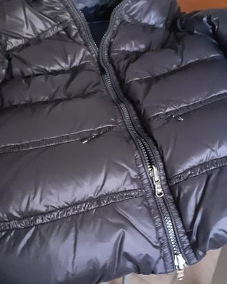 piumino da donna marca Patrizia pepe