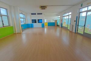 Torrette, locale commerciale di 164 mq