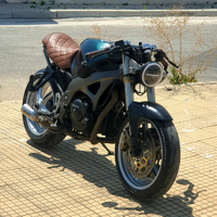 Moto cafe racer