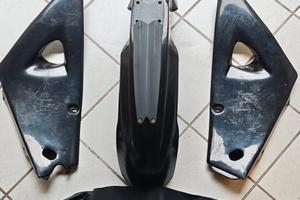 plastiche Husqvarna 