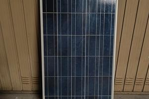 pannello fotovoltaico 100W con regolatore 