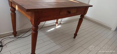 Tavolo antico