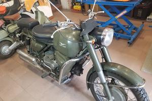 Moto Guzzi Falcone 1975 targa oro