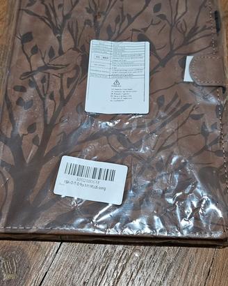 Cover Lenovo M11 con disegno alberi