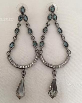 Accessori orecchini/ collane/ bracciali