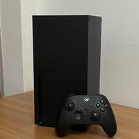 XBOX SERIE X (appena pulita)