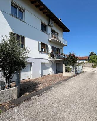 PORZIONE DI BIFAMILIARE A UDINE