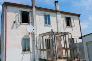 Abitazione da ristrutturare a provincia Rovigo