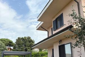 VILLA BIFAMILIARE 200 mq vicino STAZIONE RIANO