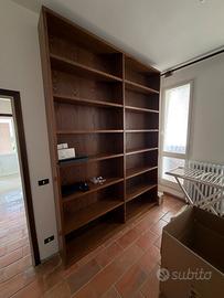 Libreria in noce massello