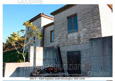Stabile/Palazzo Pollica [A4288581]