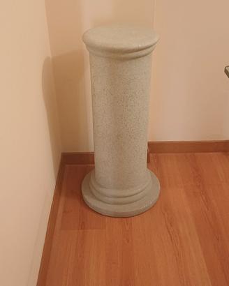 colonna in gesso