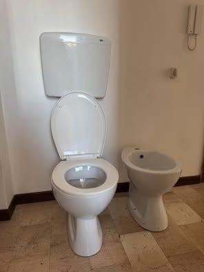 Sanitari bagno wc e bidet