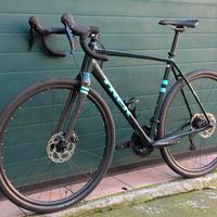 Bici da gravel Trek Checkpoint ALR 5