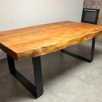 Tavolo in cedro del Libano