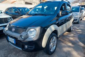 Fiat Panda 1.3 MJT 4x4 Cross CON ELD ANNO 2011