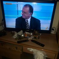 TV 38 pollici + decoder dvbt2