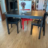 Tavolo in ferro battuto nero 110x75