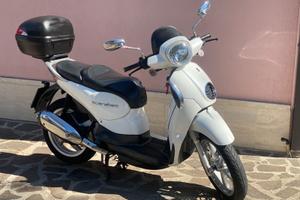 Scarabeo 200 2013