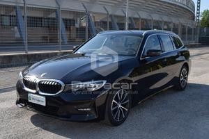 BMW 320d 48V Touring Business Advantage