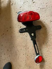 Faro stop Triumph