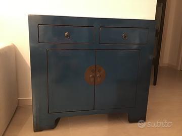 Credenza cinese in legno