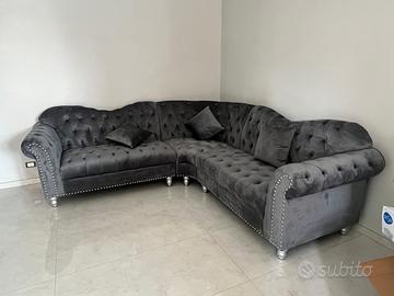 Elegante Set Divano e Loveseat in Velluto Grigio