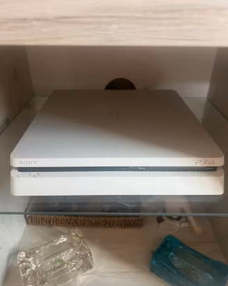 Ps4 slim bianca 500gb