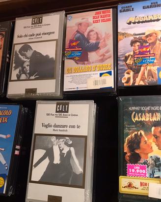 Videocassette originali alcune ancora sigillate