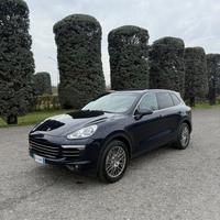 PORSCHE CAYENNE 2015