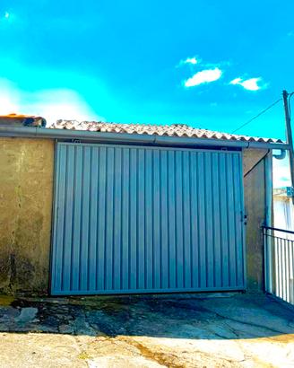 Porta in ferro per garage