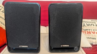 Diffusori Yamaha NS-b20