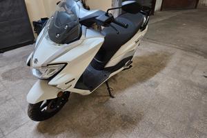 Suzuki Burgman 125 - 2024