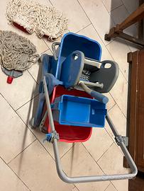 Carrello secchi pulizie